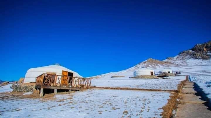 Apache Eco Camp, Terelj Nationalpark Mongolia Hotel Bayan Bulagiin Hural Exterior photo